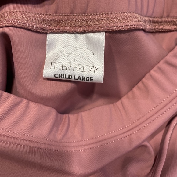 Tiger Friday Go2 Briefs in Champagne. Size Child Large. - Picture 3 of 5